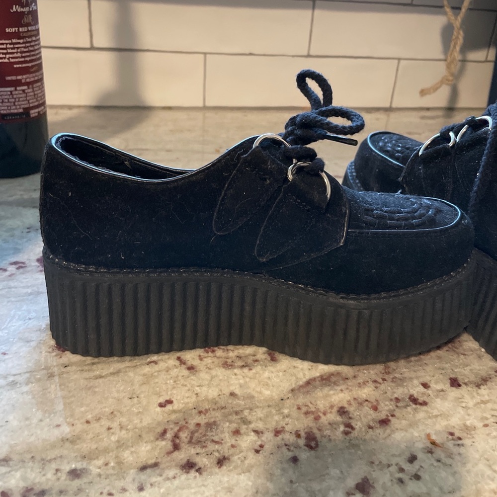 Truffle Collection lace up creeper in black micro suede